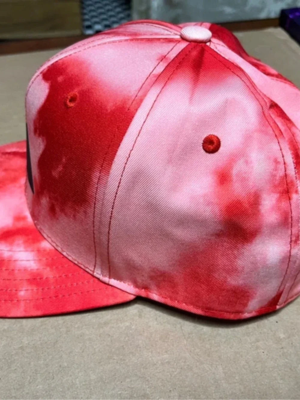 Adidas Aeroready Men’s Training Tie Dye Snapback, Vivid Red Flat Brim Cap NWOT